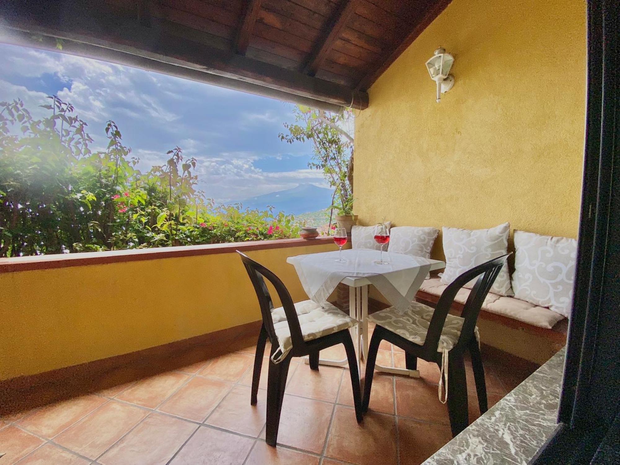 Bellavista Apartments Taormina Exterior photo